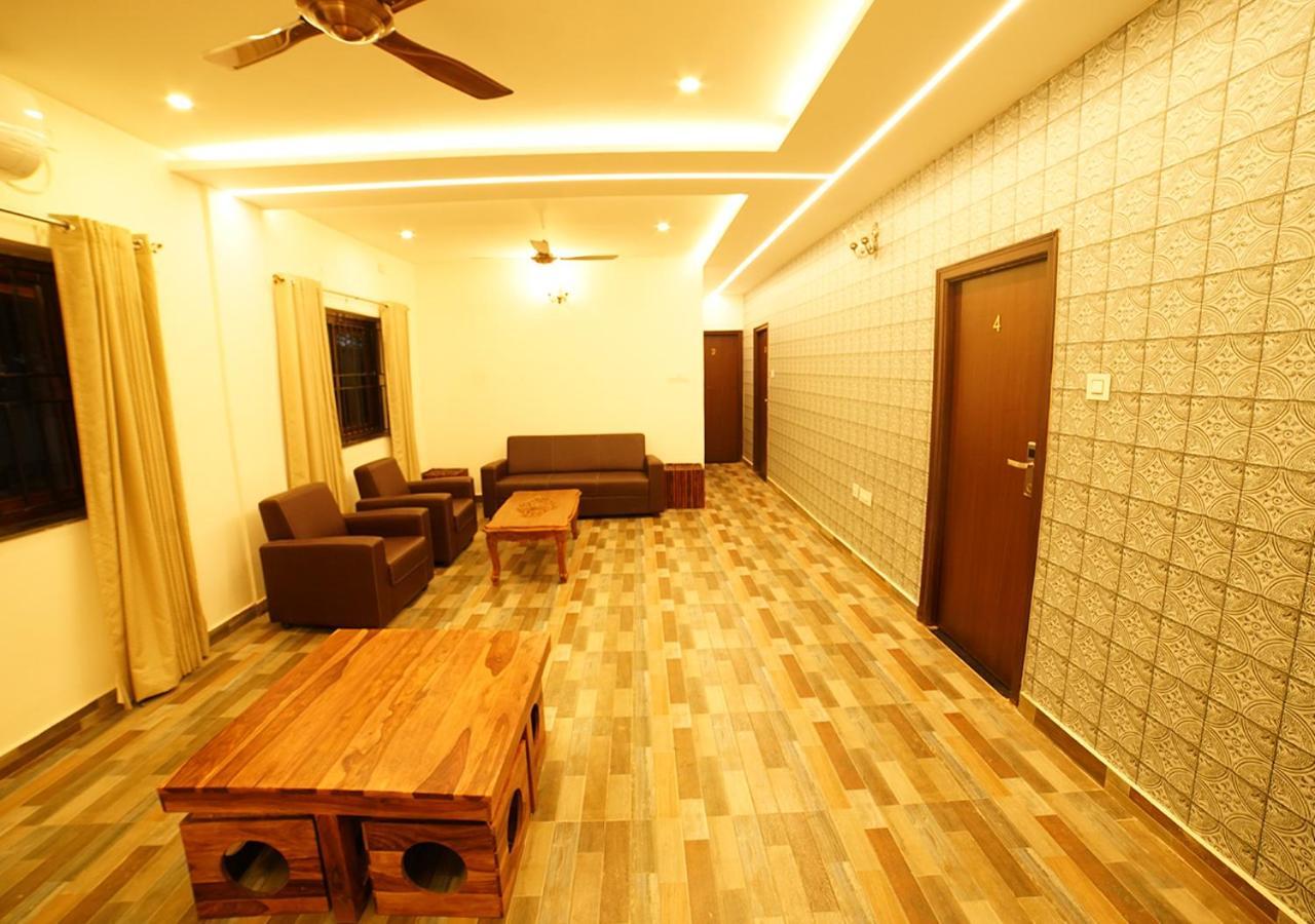 Brown Town Resort & Spa Haydarabad Dış mekan fotoğraf